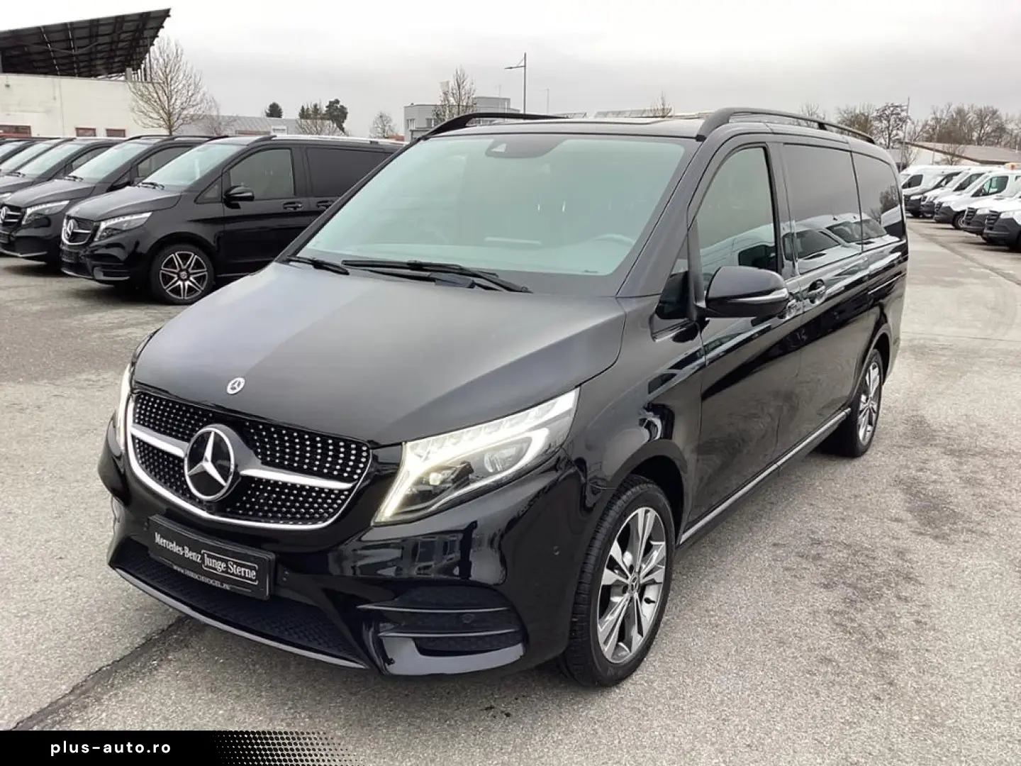 V 300 d EDITION 4M lang 8-Sitzer AMG LEDER AHK