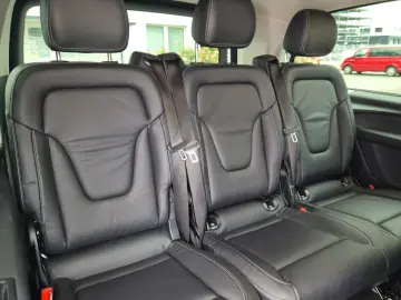V 250 4MATIC extralang Leder AHK Navi APP
