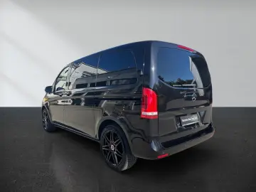 V 300 d 4M EDITION Kompakt Sport Night Sound