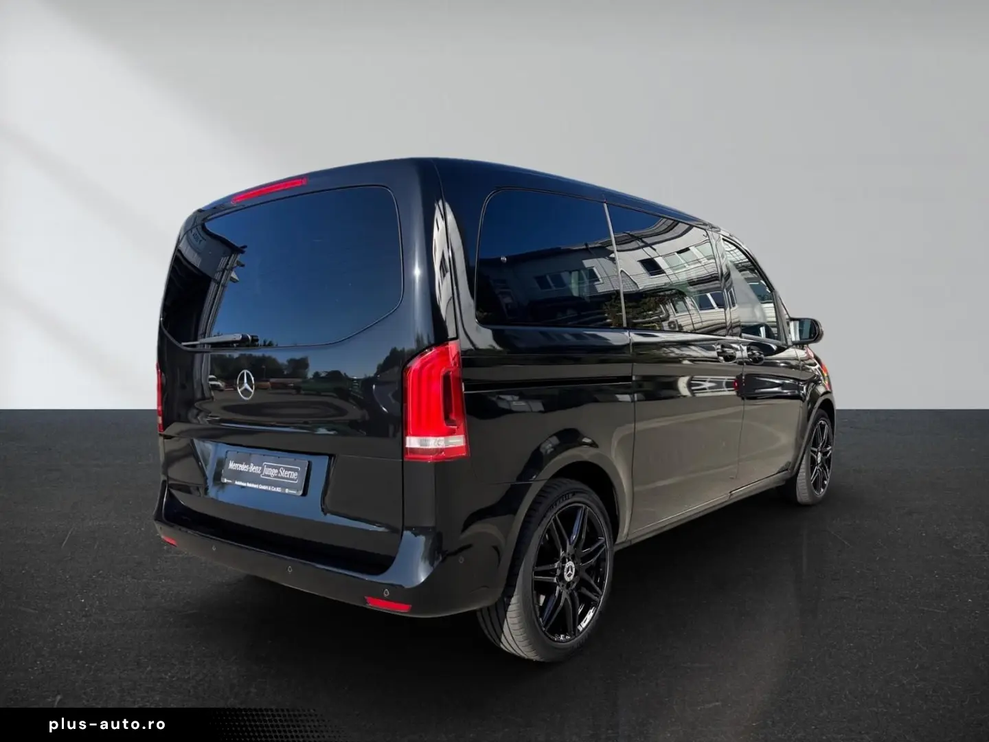 V 300 d 4M EDITION Kompakt Sport Night Sound