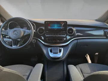 V 300 d 4M EDITION Kompakt Sport Night Sound