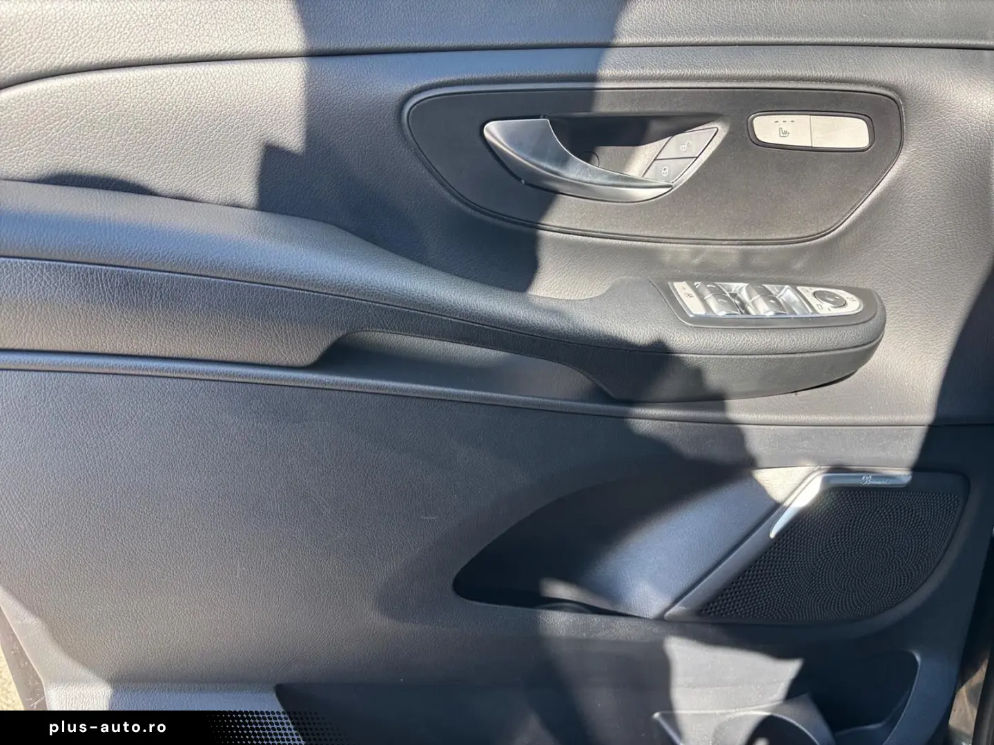 V 300 d 4M EDITION Kompakt Sport Night Sound