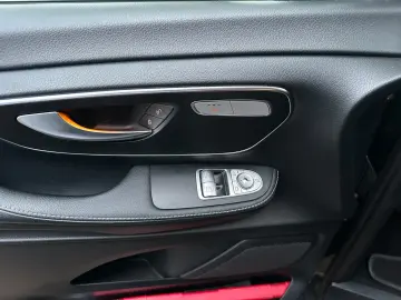 V 300d AVANTGARDE 4MATIC lang  AMG-Line  AHK