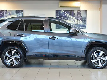 TOYOTA RAV 4 2 5 PLUG IN HYBRID AWD