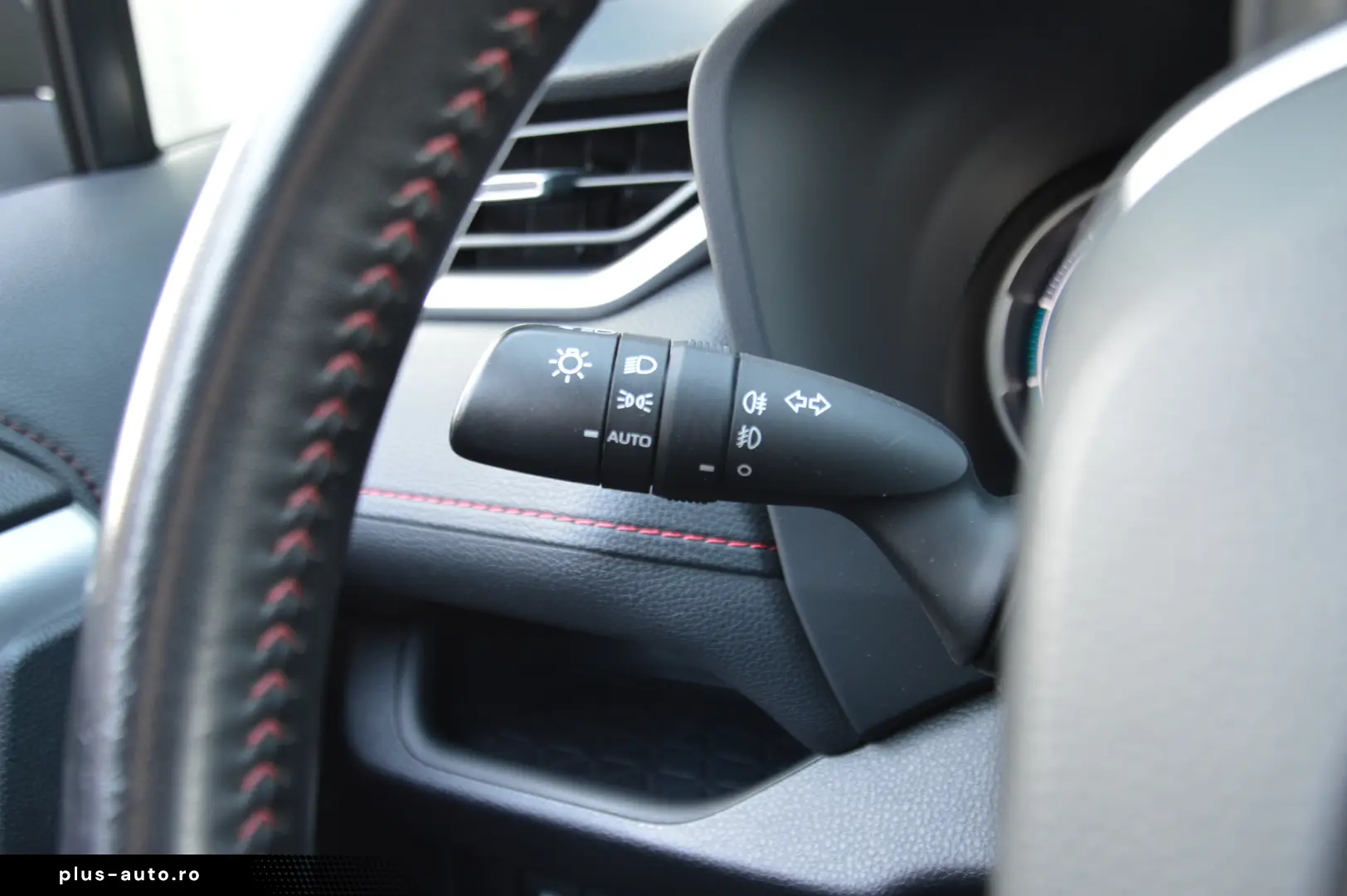 TOYOTA RAV 4 2 5 PLUG IN HYBRID AWD