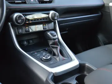 TOYOTA RAV 4 2 5 PLUG IN HYBRID AWD