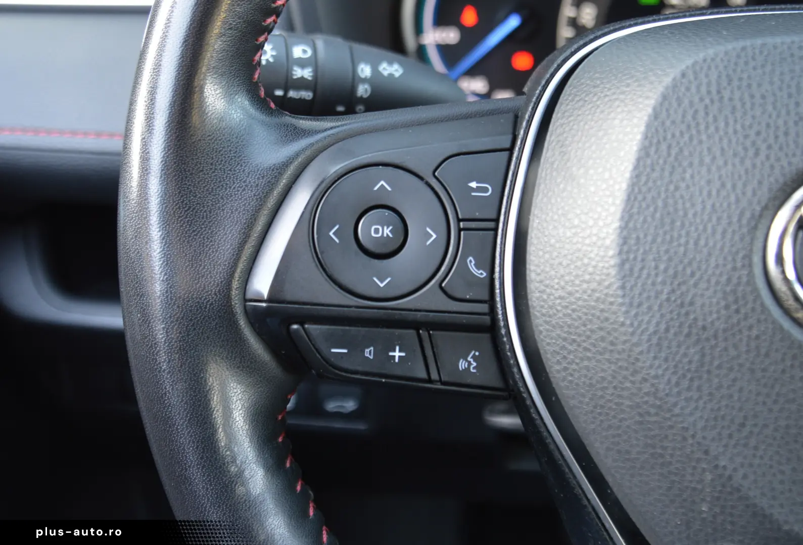 TOYOTA RAV 4 2 5 PLUG IN HYBRID AWD