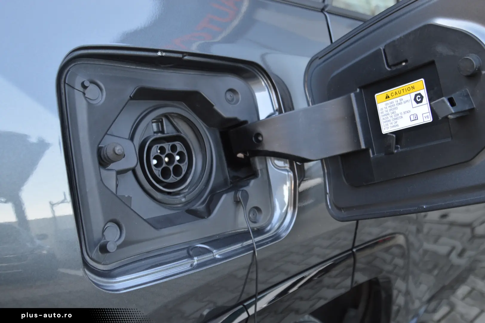 TOYOTA RAV 4 2 5 PLUG IN HYBRID AWD