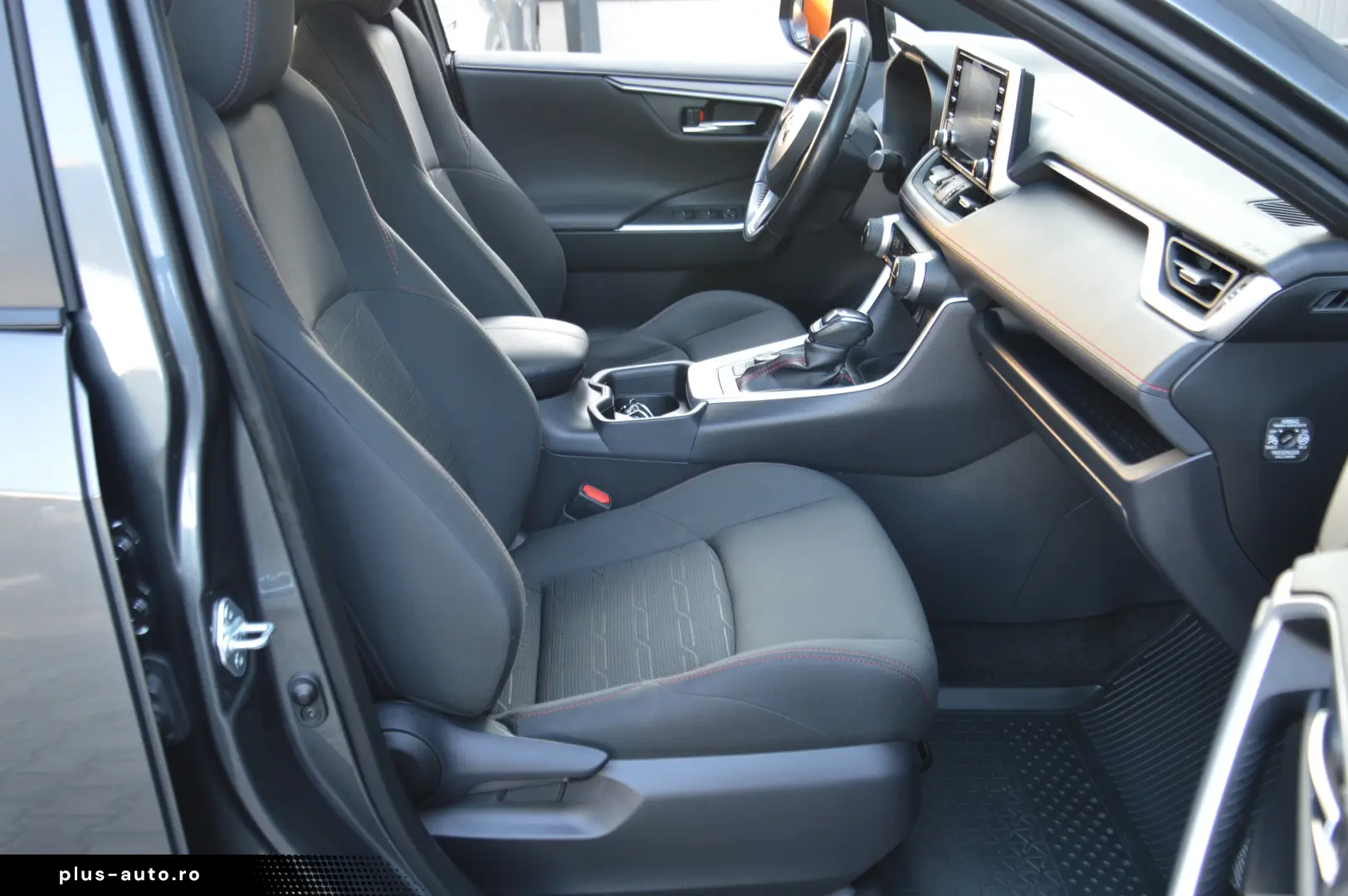 TOYOTA RAV 4 2 5 PLUG IN HYBRID AWD