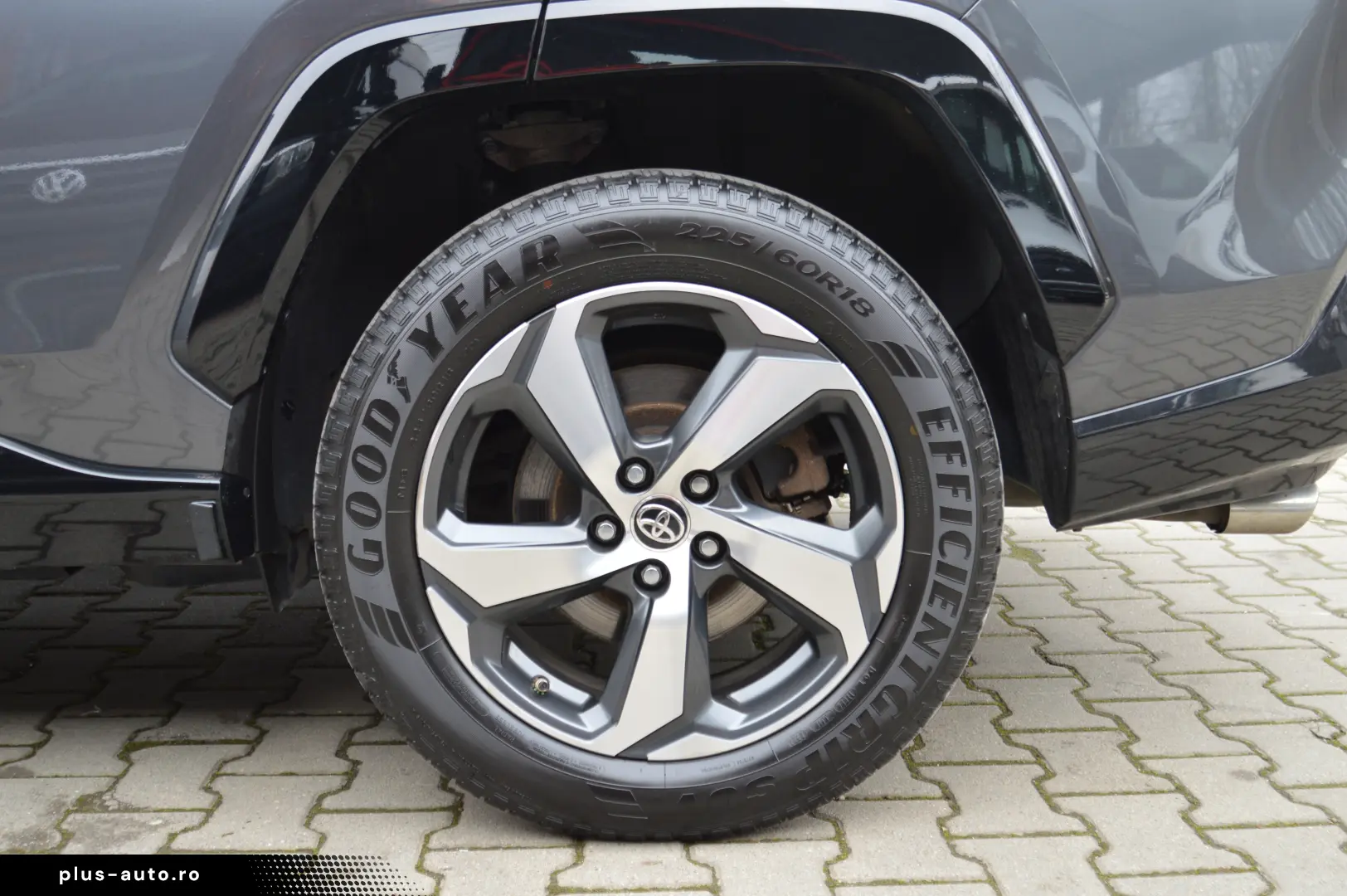 TOYOTA RAV 4 2 5 PLUG IN HYBRID AWD