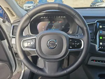 XC90 Plus Bright Recharge Plug-In Hybrid AWD 7-S