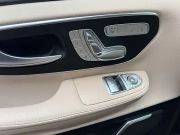 V 300 d Kompakt 4.MATIC AMG PAKET LEDER 360