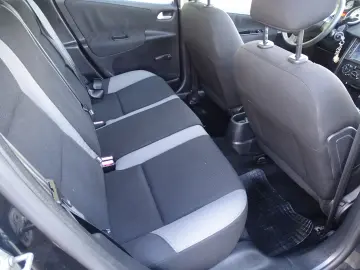 PEUGEOT 207 1.4 MPI