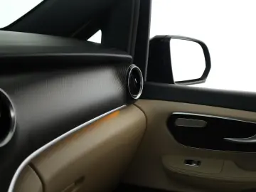 V 300 d 4M lang Avantgarde AMG 8 Pano Nav BM 360