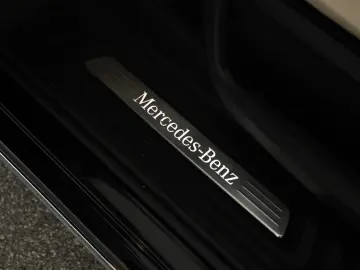 V 300 d 4M lang Avantgarde AMG 8 Pano Nav BM 360