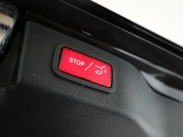 V 300 d 4M lang Avantgarde AMG 8 Pano Nav BM 360