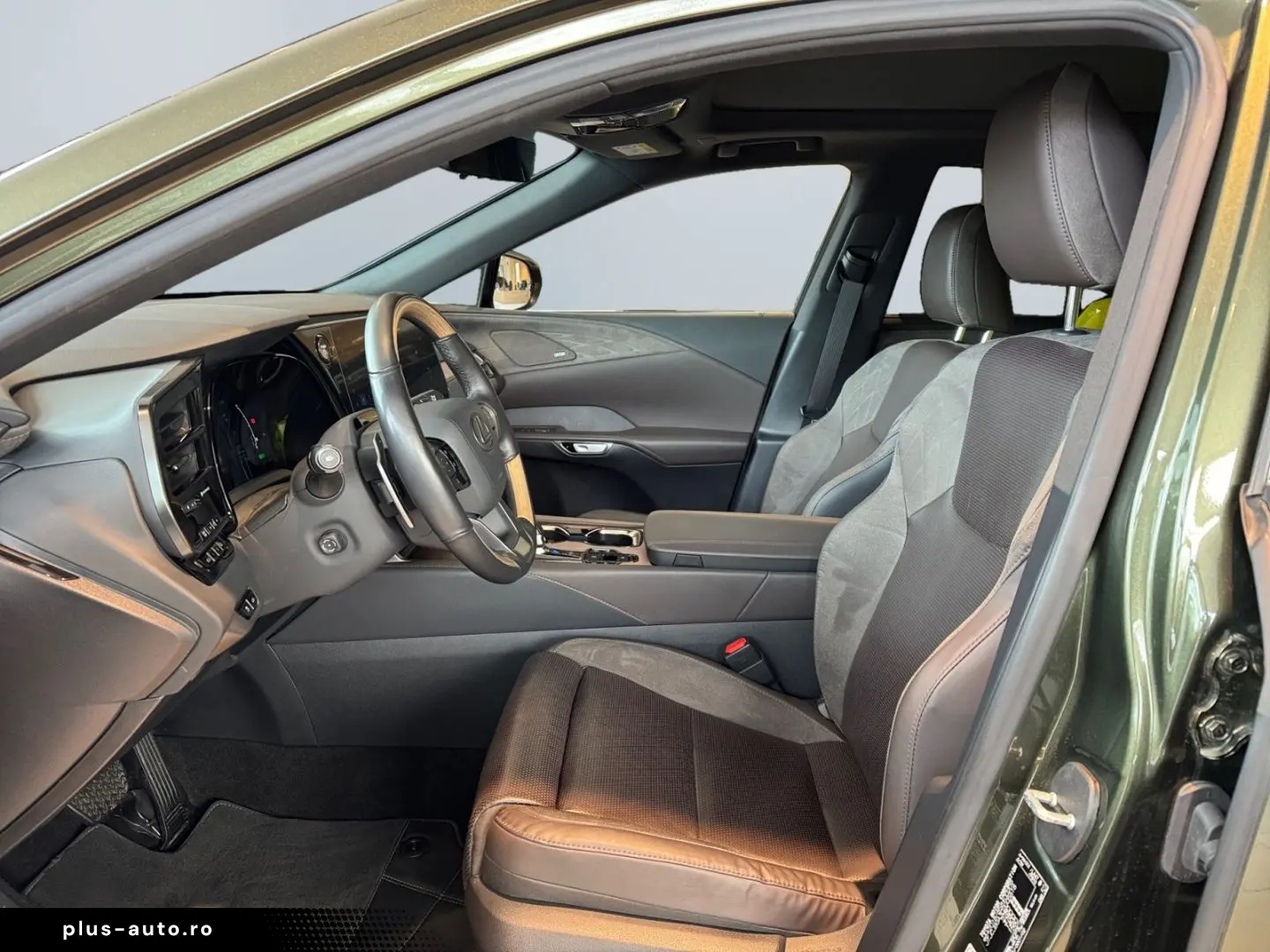 RX 450h   Luxury Line  Leder Pano HUD 360  4xSHZ