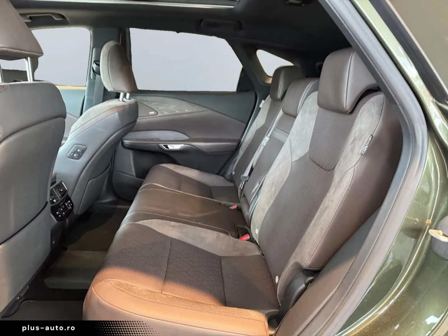 RX 450h   Luxury Line  Leder Pano HUD 360  4xSHZ