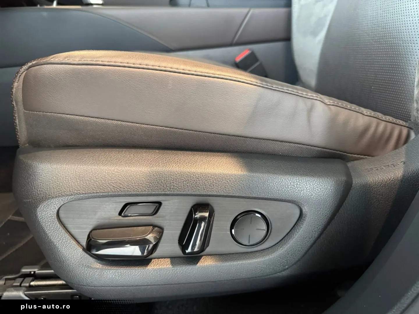 RX 450h   Luxury Line  Leder Pano HUD 360  4xSHZ