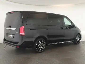 V 300 d 4M lang Avantgarde AMG 8 Pan Nav ACC Kam