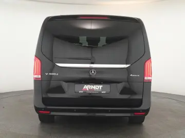 V 300 d 4M lang Avantgarde AMG 8 Pan Nav ACC Kam