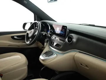 V 300 d 4M lang Avantgarde AMG 8 Pan Nav ACC Kam