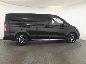 V 300 d 4M lang Avantgarde AMG 8 Pan Nav ACC Kam