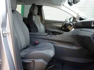 3008 1.5 HDI 130 BVA