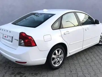 Volvo S40 DPF DRIVe Kinetic