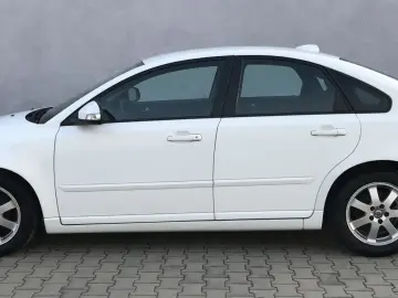 Volvo S40 DPF DRIVe Kinetic