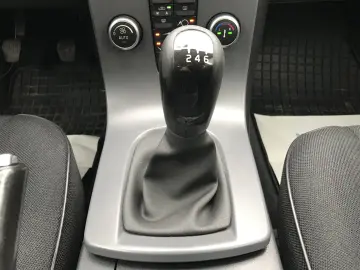 Volvo S40 DPF DRIVe Kinetic