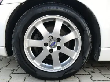 Volvo S40 DPF DRIVe Kinetic