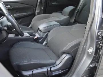 Nissan Qashqai 1.3 l 156CP X-Tronic MHEV N-Connecta