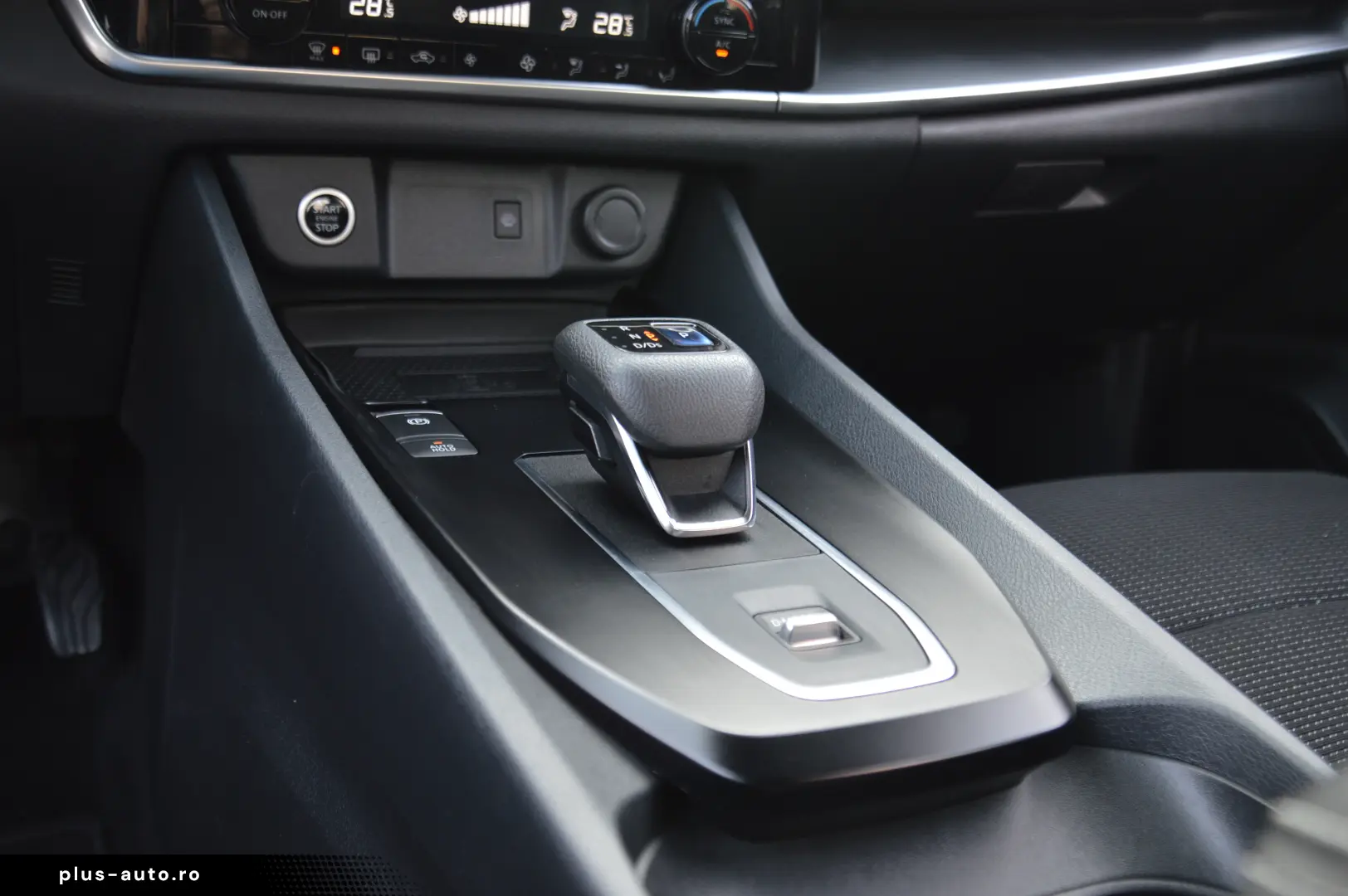 Nissan Qashqai 1.3 l 156CP X-Tronic MHEV N-Connecta