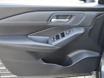 Nissan Qashqai 1.3 l 156CP X-Tronic MHEV N-Connecta