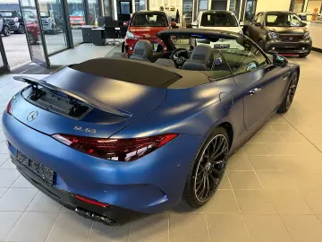 Mercedes-Benz SL 63 AMG