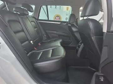 Skoda Superb 2.0 TDI DSG Elegance 4x4