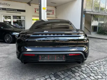 Porsche Taycan Turbo HUD Pano Sitzklima 360