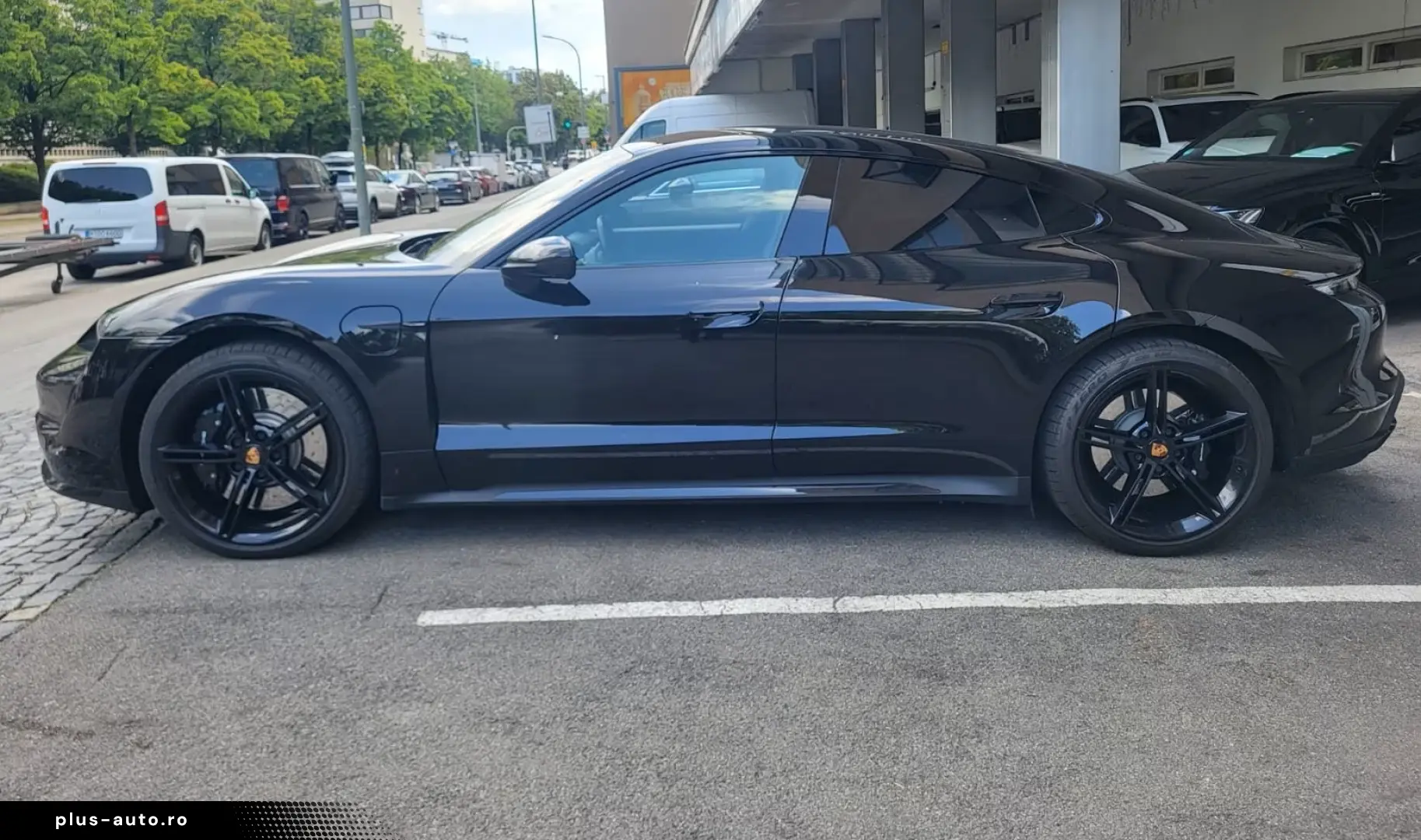 Porsche Taycan Turbo HUD Pano Sitzklima 360