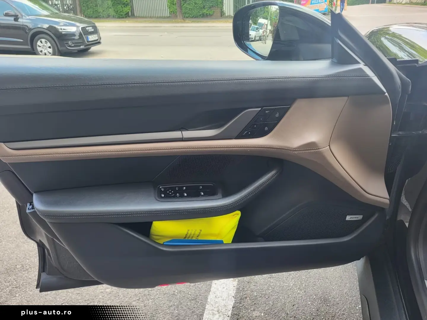 Porsche Taycan Turbo HUD Pano Sitzklima 360
