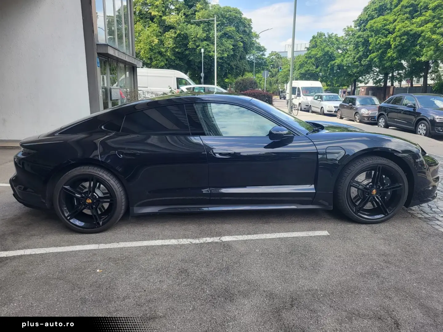 Porsche Taycan Turbo HUD Pano Sitzklima 360