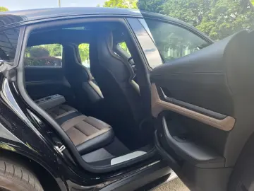 Porsche Taycan Turbo HUD Pano Sitzklima 360