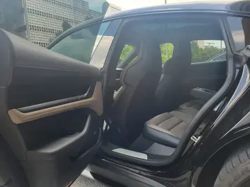 Porsche Taycan Turbo HUD Pano Sitzklima 360