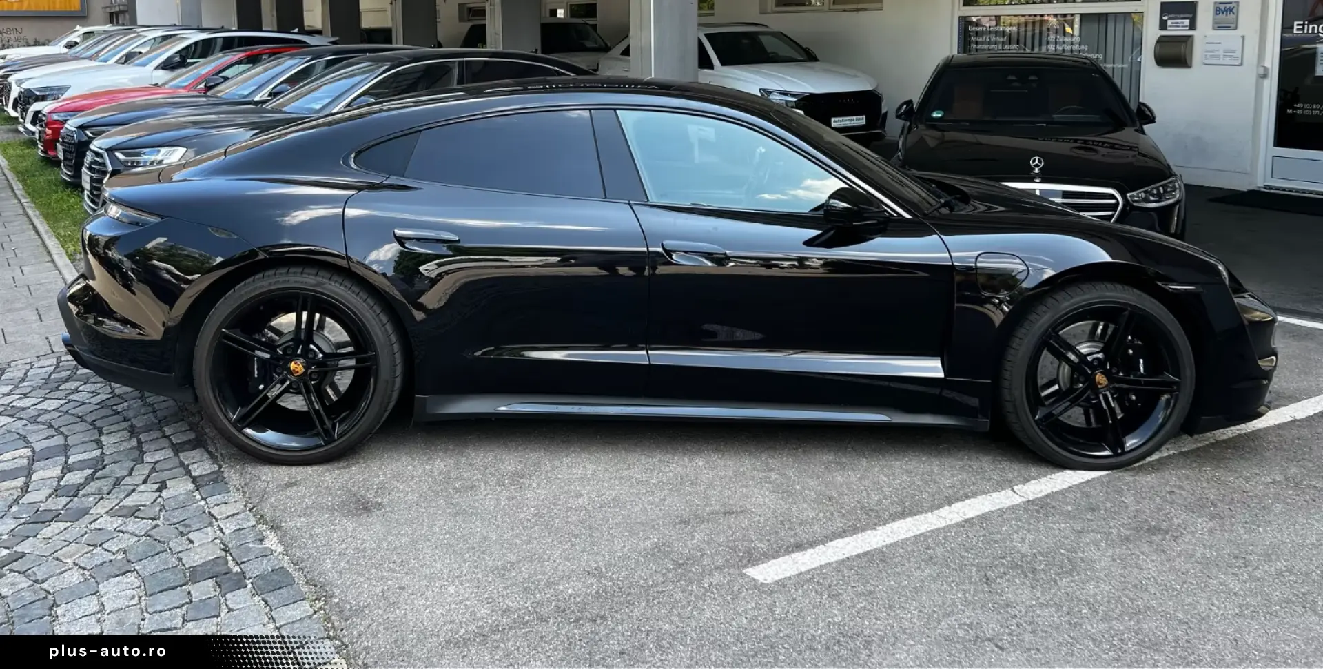 Porsche Taycan Turbo HUD Pano Sitzklima 360