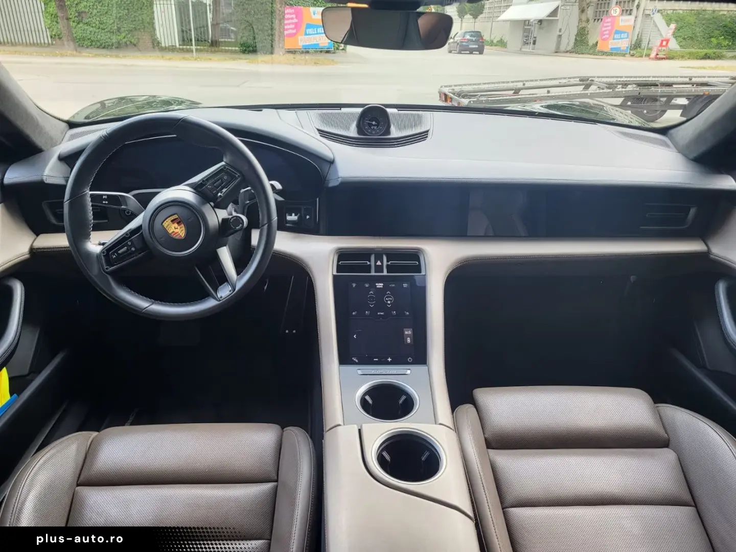 Porsche Taycan Turbo HUD Pano Sitzklima 360