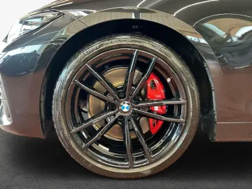 M440i xDrive  M SP  SHZ  PDC