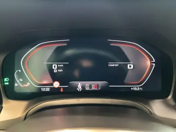 M440i xDrive  M SP  SHZ  PDC