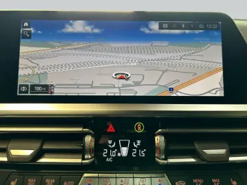 M440i xDrive  M SP  SHZ  PDC