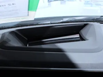 M240i xDrive (G42)  A-LED LHZ Harman Kardon HUD