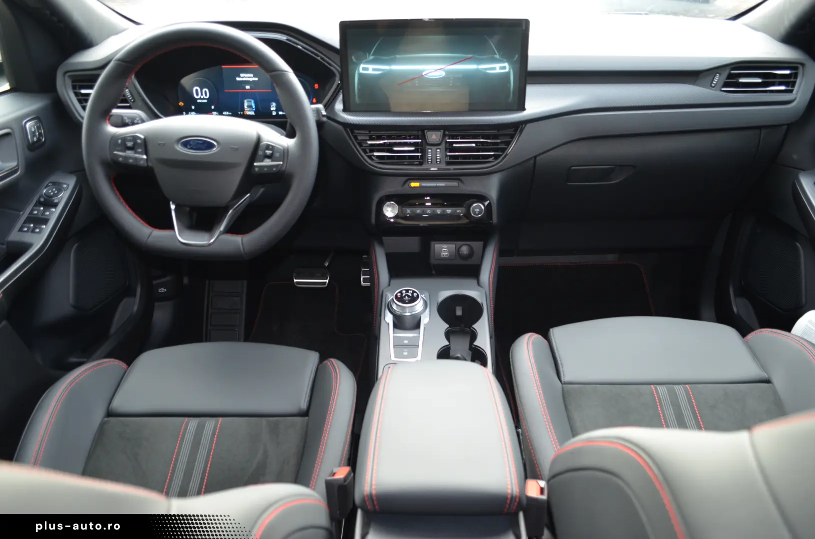 Ford KugaST-Line X 1.5L 186 CP A8